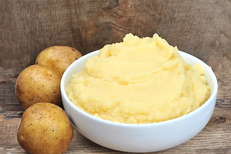 Patatas revolconas. Ingredientes